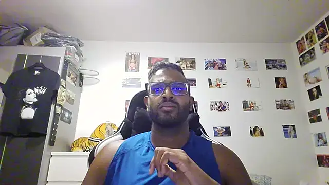 Snapshot of xXxChrisKissxXx chatting on 26, 7, 2026 xXxChrisKissxXx online show from 26, 7, 2026