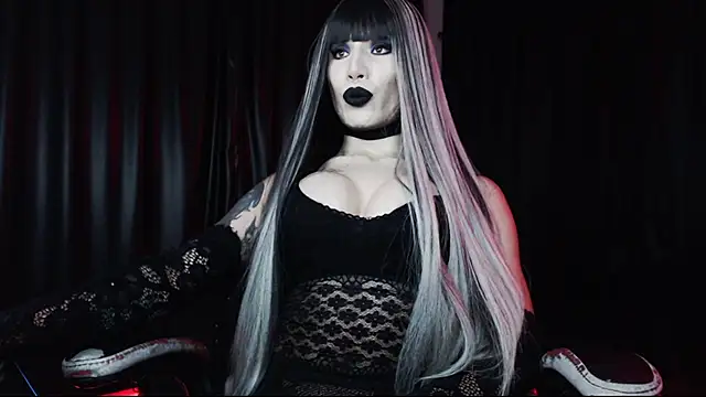 Snapshot of april_simons2 chatting on 10, 10, 2025 april simons2 online show from 10, 10, 2025