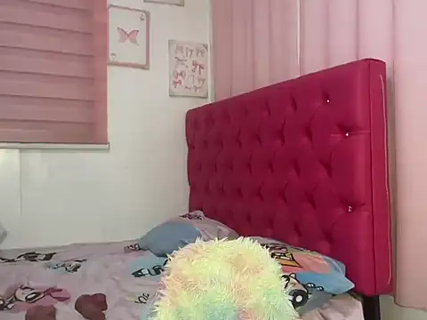 Snapshot of Megwildddd chatting on 2, 8, 2026 Megwildddd online show from 2, 8, 2026