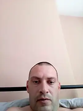Snapshot of klanvezer chatting on 2, 8, 2026 klanvezer online show from 2, 8, 2026