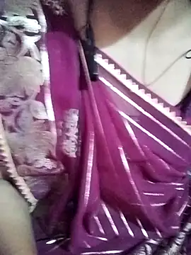 Snapshot of Pooja_kumari_001 chatting on 2, 8, 2026 Pooja kumari 001 online show from 2, 8, 2026