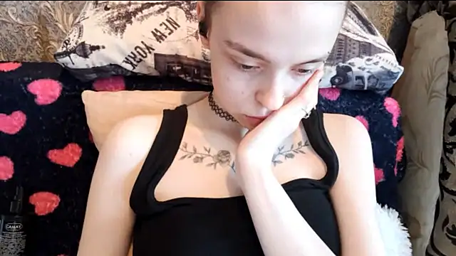 CaraDelevingnee online show from 4, 8, 2026