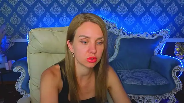 GabriEllla 4U online show from 3, 8, 2026