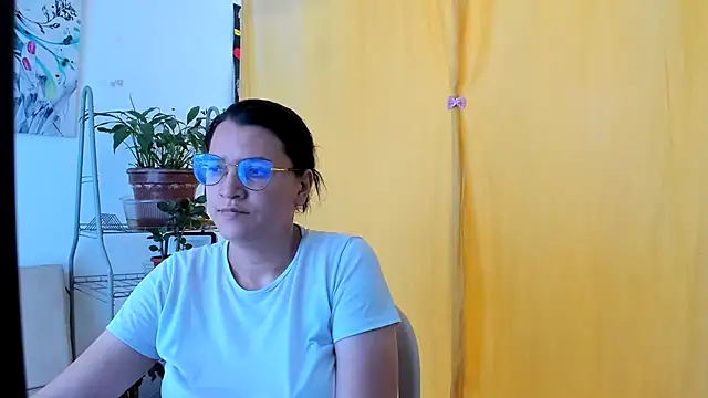 MARILYN GARCIA online show from 30, 6, 2026