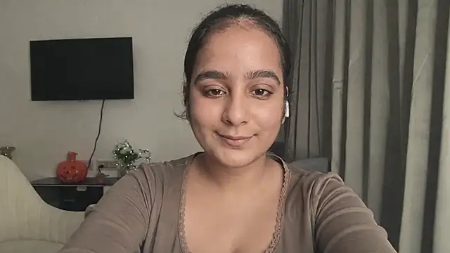 Snapshot of Amishapatel47 chatting on 9, 8, 2026 Amishapatel47 online show from 9, 8, 2026