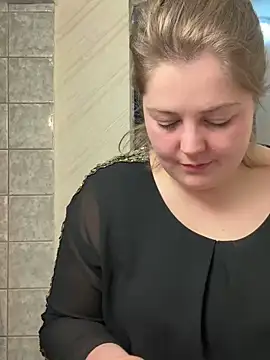 Snapshot of BootyLola chatting on 8, 3, 2025 BootyLola online show from 8, 3, 2025