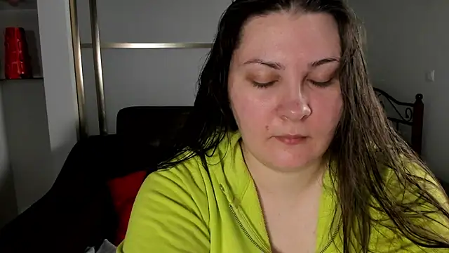 Snapshot of MarySwon chatting on 28, 12, 2024 MarySwon online show from 28, 12, 2024