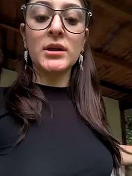 IsabelaGomez online show from 6, 2, 2025