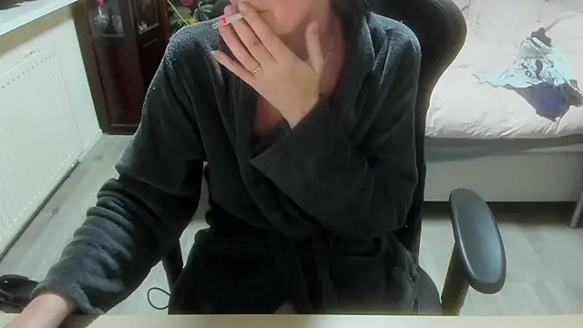 minoesje37 online show from 11, 2, 2026