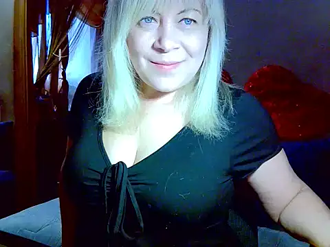 Snapshot of AgoniA7 chatting on 24, 4, 2026 AgoniA7 online show from 24, 4, 2026