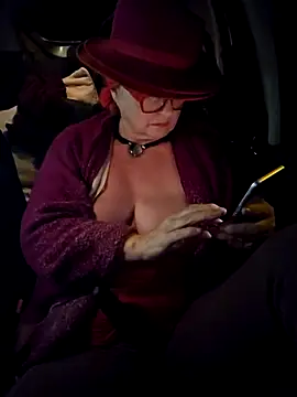 MucMilf59 online show from 4, 11, 2025