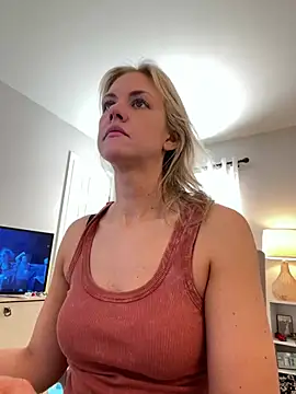 Snapshot of Kay_Cakes chatting on 24, 1, 2025 Kay Cakes online show from 24, 1, 2025