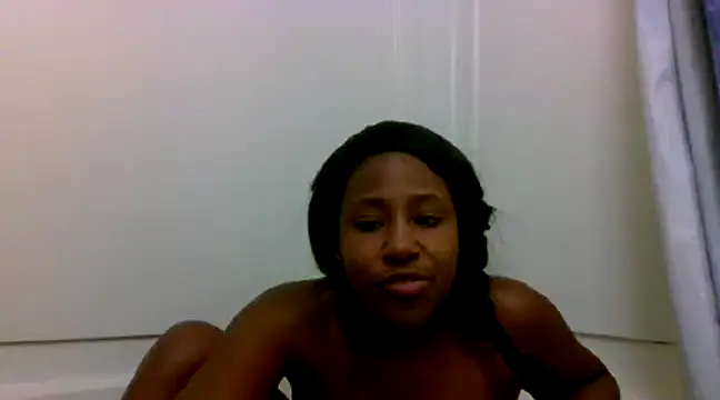 Xochillovemoney2 online show from 14, 12, 2024