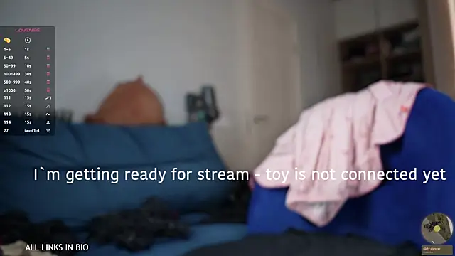 LAUREL HAZEL online show from 6, 2, 2025