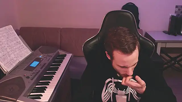 Sweetparker online show from 16, 2, 2025