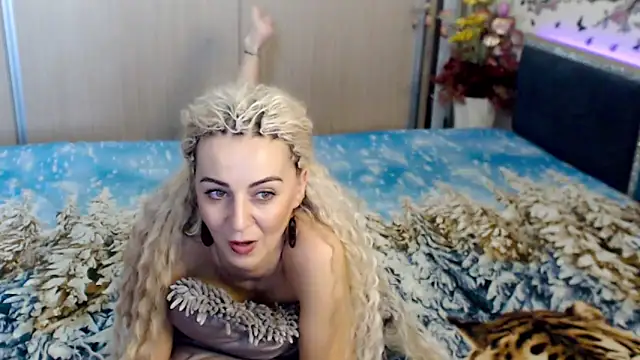 Snapshot of MirabelaSweet chatting on 14, 3, 2025 MirabelaSweet online show from 14, 3, 2025