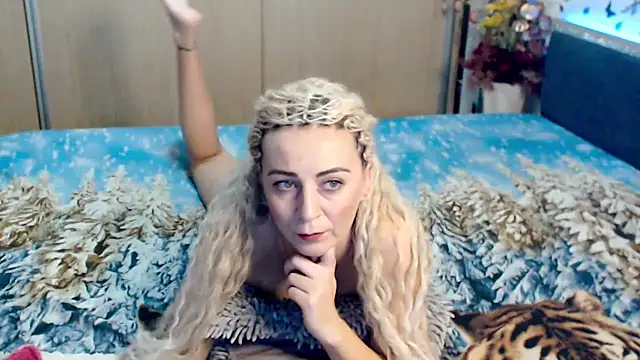 Snapshot of MirabelaSweet chatting on 17, 3, 2025 MirabelaSweet online show from 17, 3, 2025