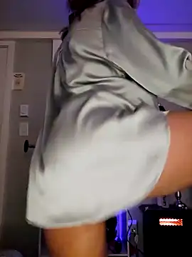 Snapshot of _NinaLuvSins_ chatting on 8, 2, 2025  NinaLuvSins  online show from 8, 2, 2025