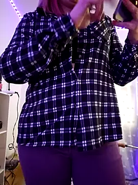 Snapshot of _NinaLuvSins_ chatting on 27, 2, 2025  NinaLuvSins  online show from 27, 2, 2025