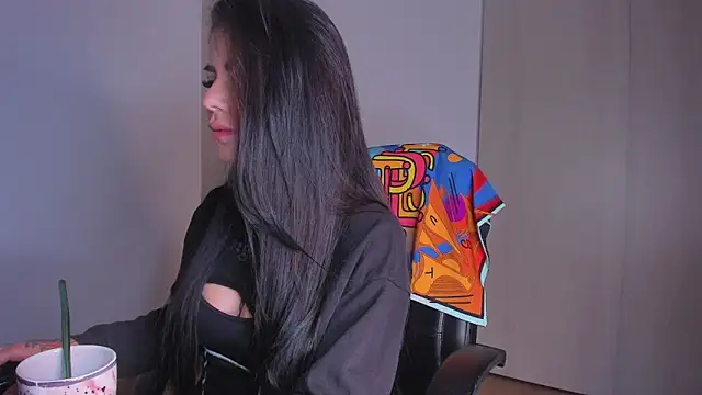 Lisegg  online show from 7, 11, 2025