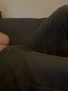 LionBoy1976 online show from 16, 1, 2025