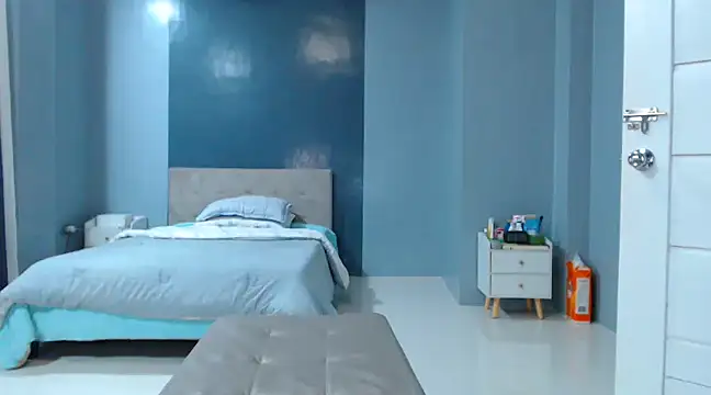 Snapshot of _FoxyFlair chatting on 4, 12, 2024 FoxyFlair online show from 4, 12, 2024