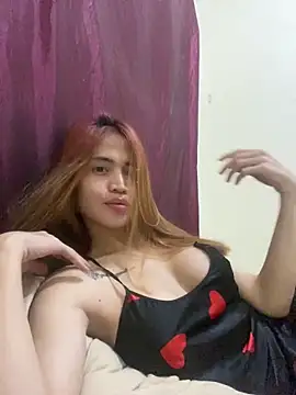 Snapshot of _FoxyFlair chatting on 28, 10, 2025 FoxyFlair online show from 28, 10, 2025