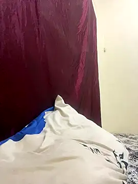 Snapshot of _FoxyFlair chatting on 3, 12, 2025 FoxyFlair online show from 3, 12, 2025