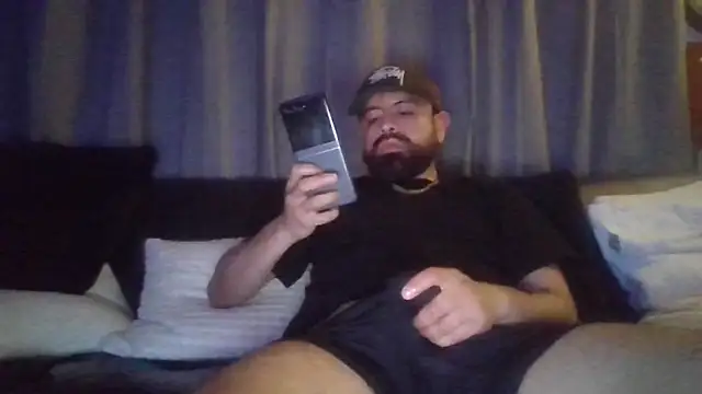 Snapshot of DRHUNGRX chatting on 15, 2, 2025 DRHUNGRX online show from 15, 2, 2025