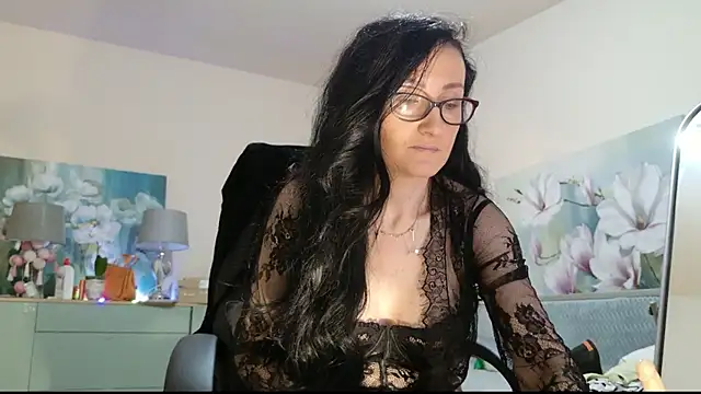 Snapshot of lara_heaven chatting on 20, 10, 2025 lara heaven online show from 20, 10, 2025