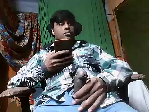 Snapshot of desiboy1101 chatting on 17, 1, 2025 desiboy1101 online show from 17, 1, 2025