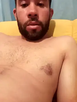 Snapshot of DOM22CM chatting on 6, 10, 2025 DOM22CM online show from 6, 10, 2025