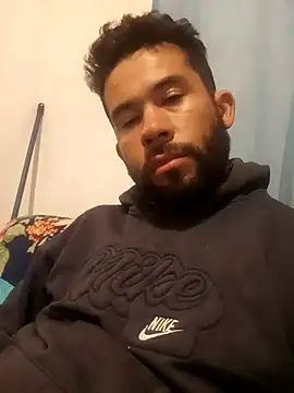 Snapshot of DOM22CM chatting on 23, 10, 2025 DOM22CM online show from 23, 10, 2025