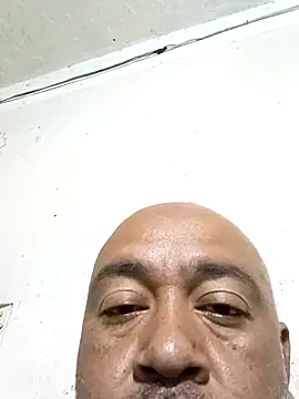 Snapshot of GeorgeVergaGrues chatting on 4, 3, 2025 GeorgeVergaGrues online show from 4, 3, 2025