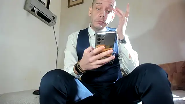 viraglaci18xh online show from 27, 2, 2026