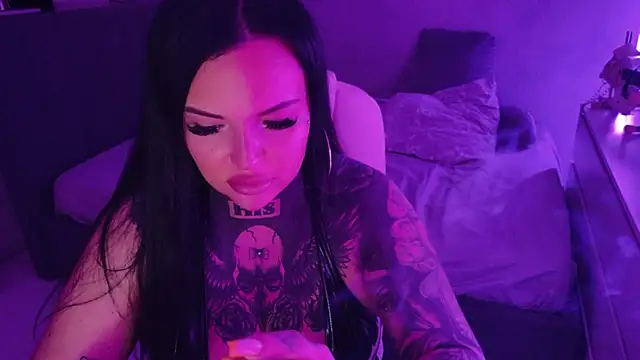  MelinaCurves  online show from 7, 6, 2026