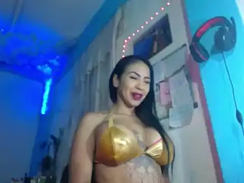 Snapshot of ERIKA-THEDOLL chatting on 15, 12, 2024 ERIKA-THEDOLL online show from 15, 12, 2024