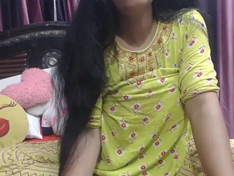 prettyindiandoll online show from 17, 7, 2026