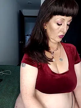 FireWoman online show from 15, 2, 2026