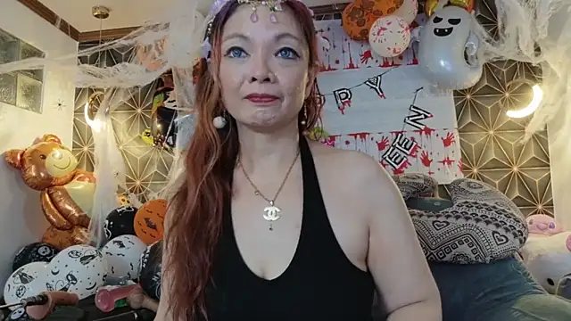 yummymeily online show from 2, 11, 2025