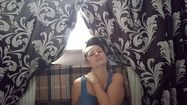 Snapshot of LindaStarS chatting on 8, 2, 2026 LindaStarS online show from 8, 2, 2026