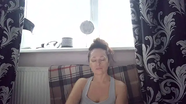 Snapshot of LindaStarS chatting on 15, 2, 2026 LindaStarS online show from 15, 2, 2026