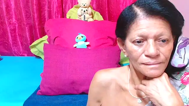 SLUTTYROXY online show from 6, 2, 2026