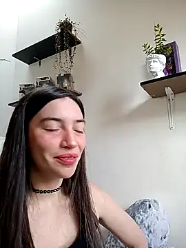 Snapshot of loveuu-bae chatting on 9, 1, 2025 loveuu-bae online show from 9, 1, 2025