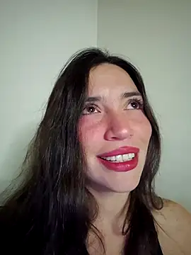 Snapshot of loveuu-bae chatting on 27, 9, 2025 loveuu-bae online show from 27, 9, 2025