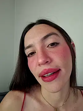 Snapshot of loveuu-bae chatting on 14, 10, 2025 loveuu-bae online show from 14, 10, 2025