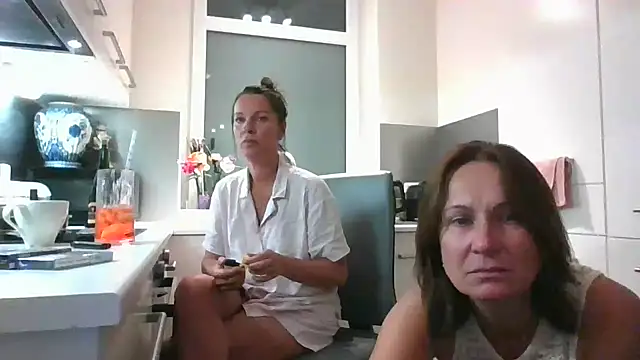 AnnaWaller online show from 8, 8, 2026