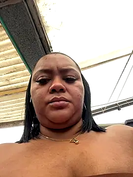 Snapshot of yanza2002 chatting on 26, 10, 2025 yanza2002 online show from 26, 10, 2025