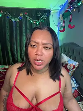 Snapshot of yanza2002 chatting on 14, 12, 2025 yanza2002 online show from 14, 12, 2025