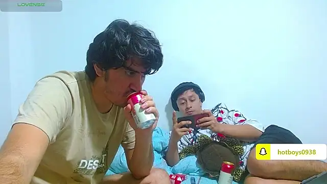 Snapshot of biglatin80 chatting on 22, 10, 2025 biglatin80 online show from 22, 10, 2025